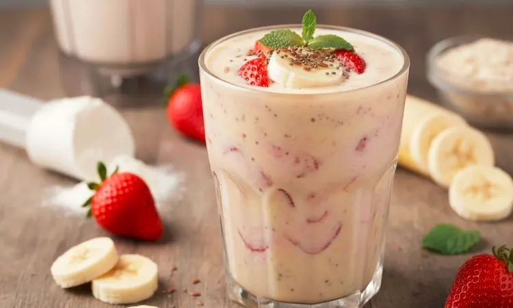 Strawberry and Banana Protein Smoothie
